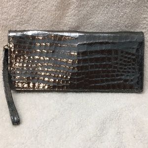 Pewter/Gunmetal Wristlet